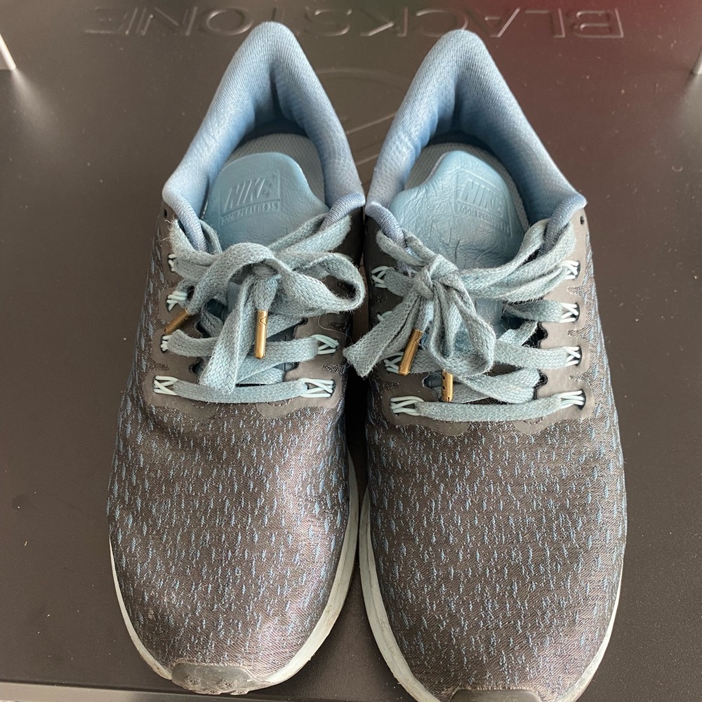 Nike Woman’s Sneakers
